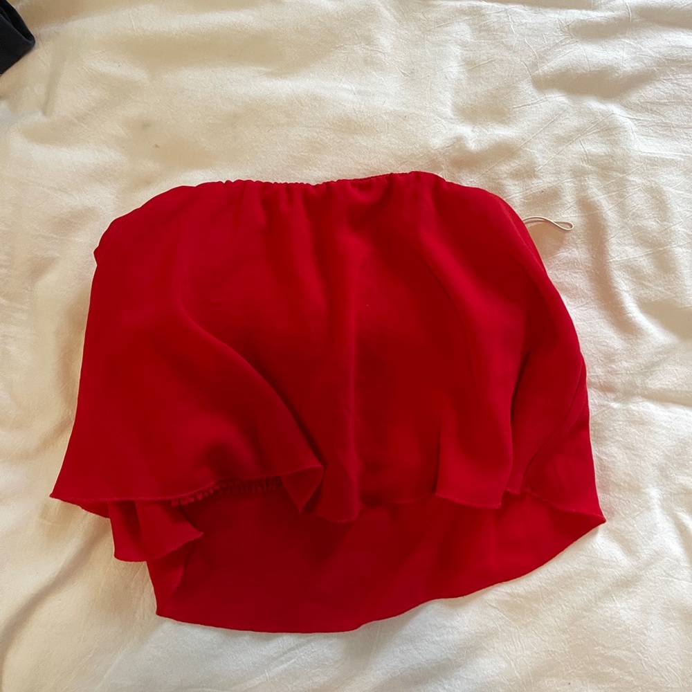 Aritzia red strapless shirt